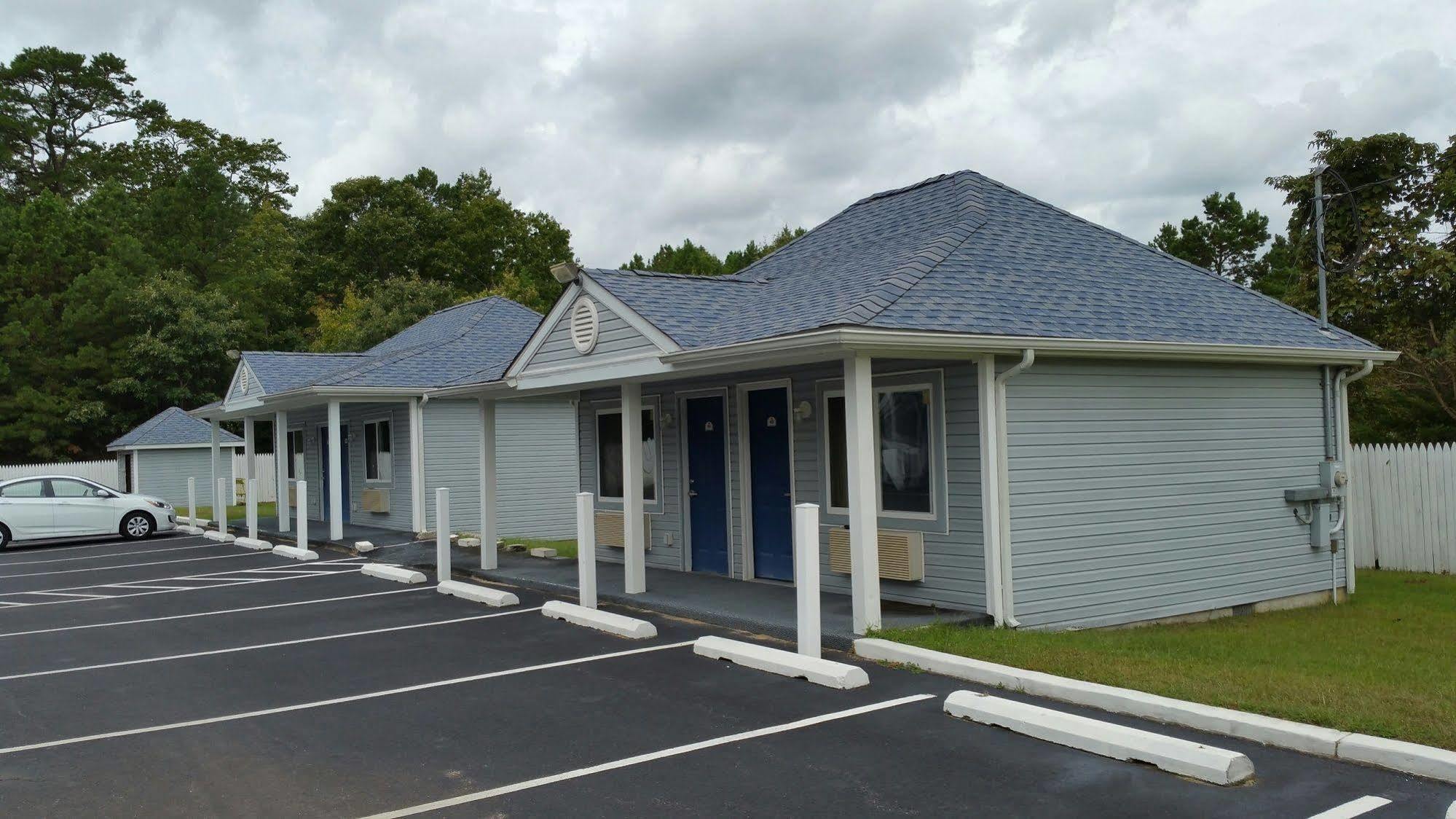 Village Inn & Suites - Smithville מראה חיצוני תמונה